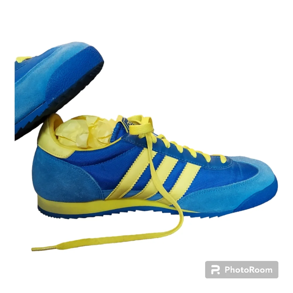 Adidas Dragon 2006 Retro Inspired Sneakers - Picture 7 of 15